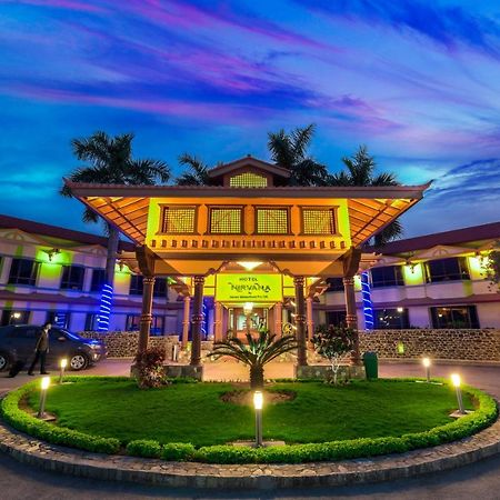 Hotel Nirvana By Luxury International Paklihwa Екстер'єр фото