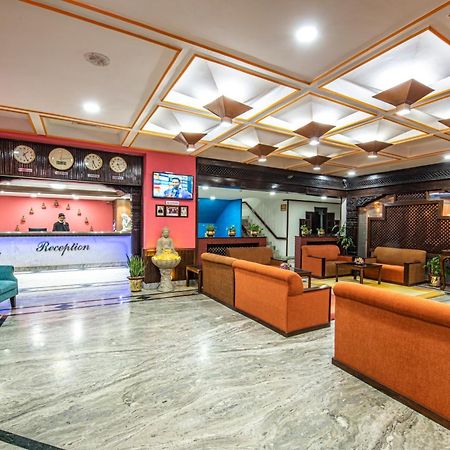 Hotel Nirvana By Luxury International Paklihwa Екстер'єр фото