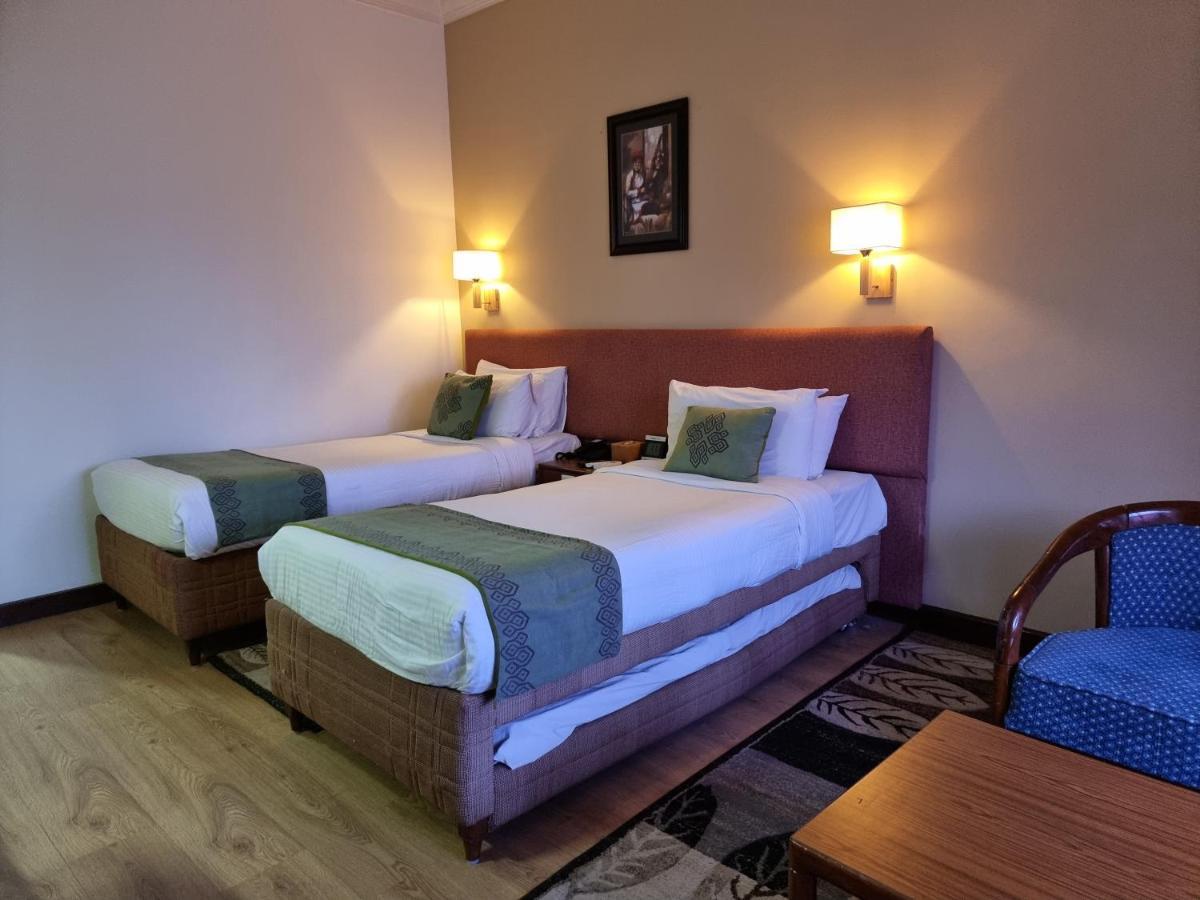 Hotel Nirvana By Luxury International Paklihwa Екстер'єр фото